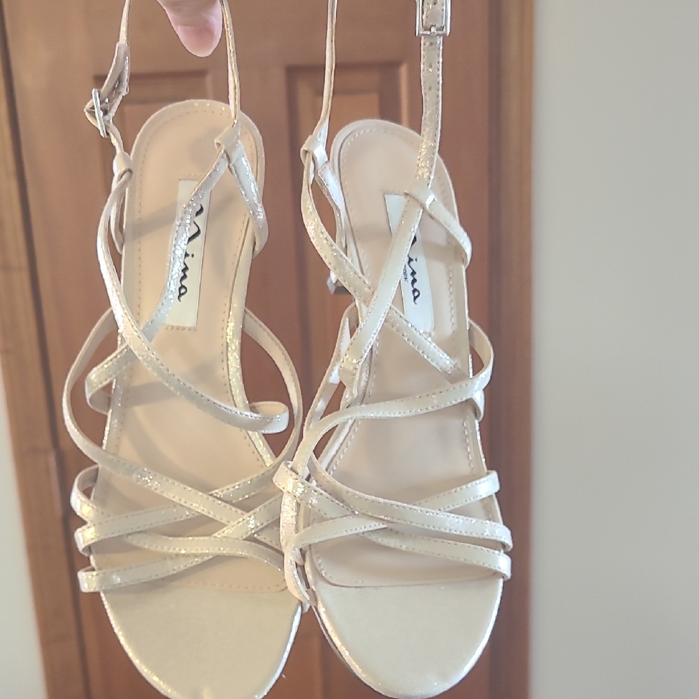 MIA Gold Shimmer Strappy Sandals Sz 8